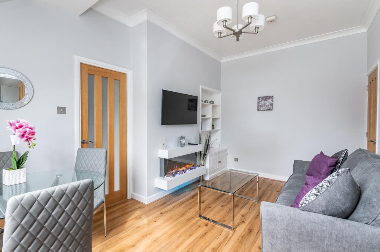 Stylish Apt With Minster Views I Pass The Keys York Exterior foto
