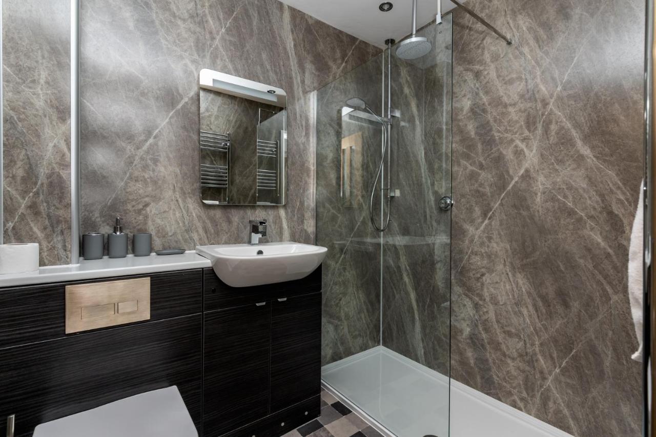 Stylish Apt With Minster Views I Pass The Keys York Exterior foto
